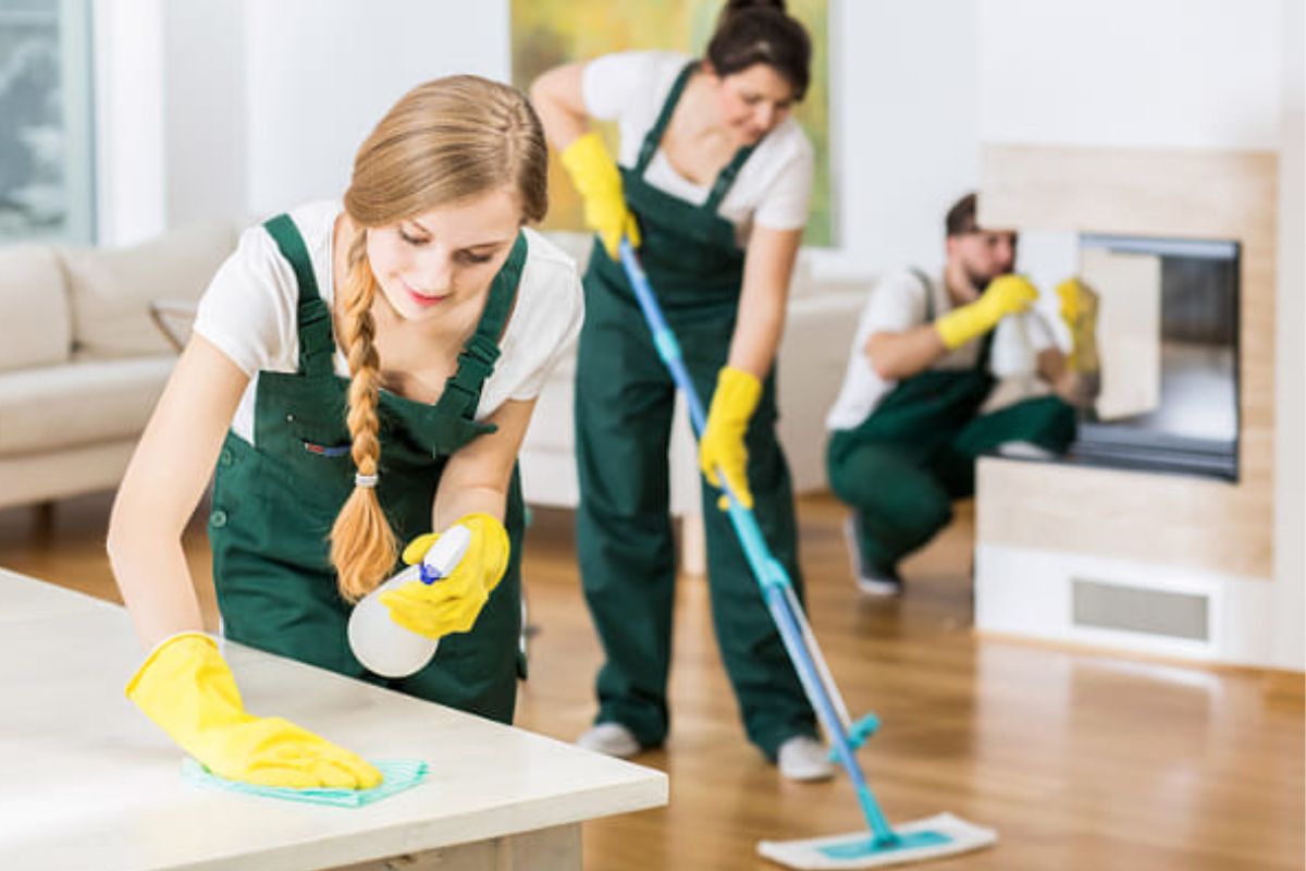 Expert Insights How Professional Cleaners Tackle Tough Cleaning Challenges